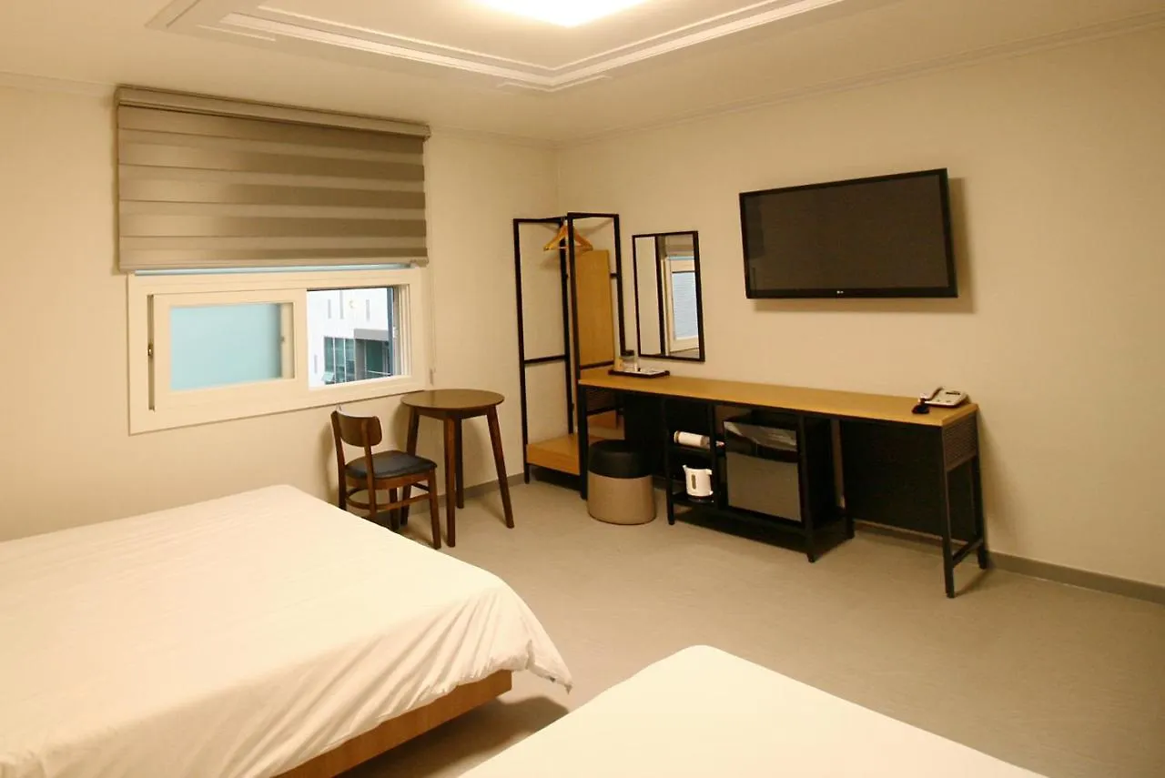 Trevi Hotel Čedžu