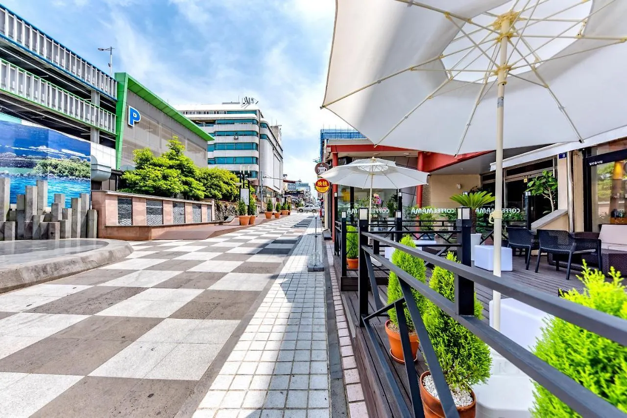 Trevi Hotel Jeju
